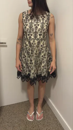Vestido curto de festa
