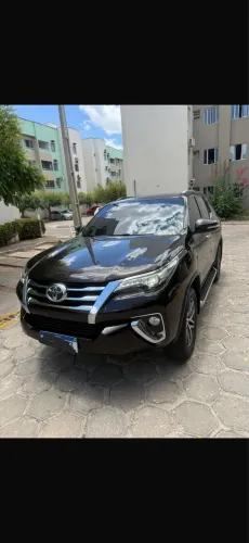 Toyota Hilux SW4 SRX 4X4 2.8 TDI 16V Dies. Aut. 2017