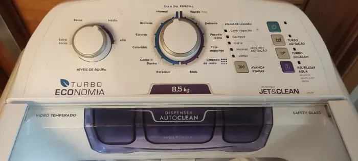 Máquina de Lavar 8,5kg Electrolux LAC09 Turbo Economia, Jet&Clean e Filtro Fiapos - 110V