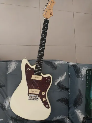 Guitarra Jazzmaster tw61