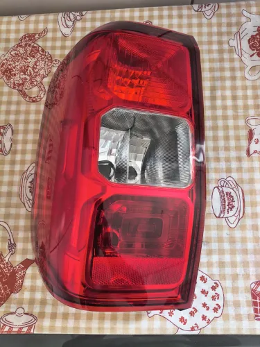Lanterna Ford Ranger 2025