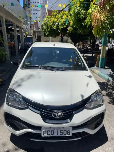 Toyota Etios X Plus Sedan 1.5 Flex 16V 4P Mec. 2020
