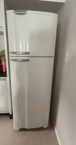 Estou doando Geladeira
