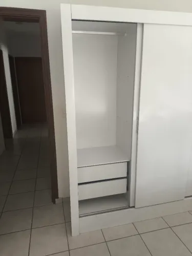 Guarda roupa casal