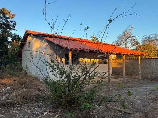 Sitio de 2.500 m² em condomínio rural bem localizado. Jaboticatubas .