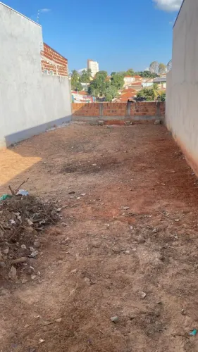 Vendo Terreno Ótima Localização Bairro São Judas Tadeu