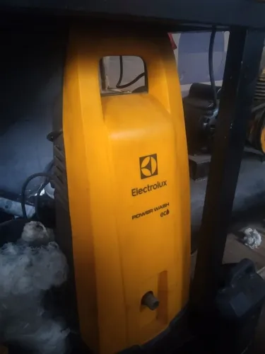 máquina de lavar semi nova