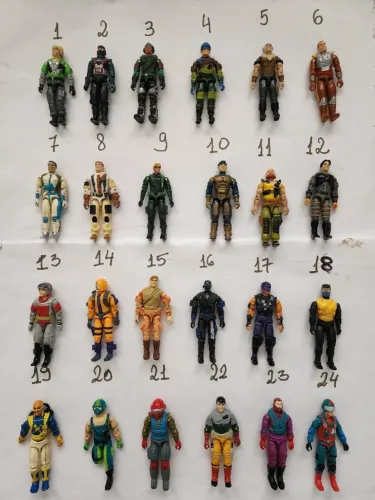 GI JOE - COMANDOS EM AÇÃO HASBRO R$100,00 CADA