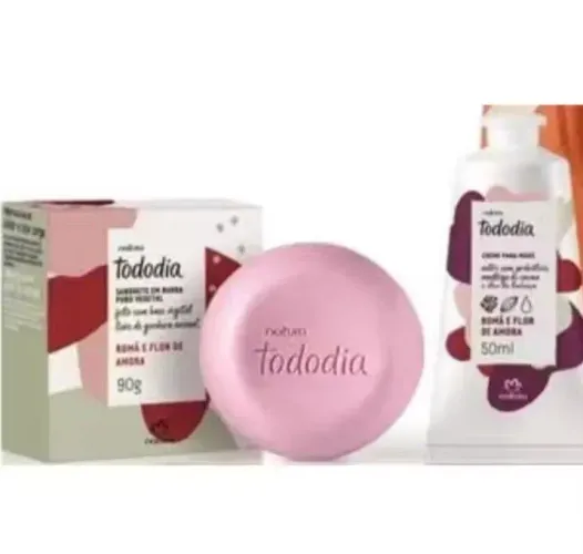 Hidratatante de mãos 50ml e sabonete 90g Roma e flor de amora