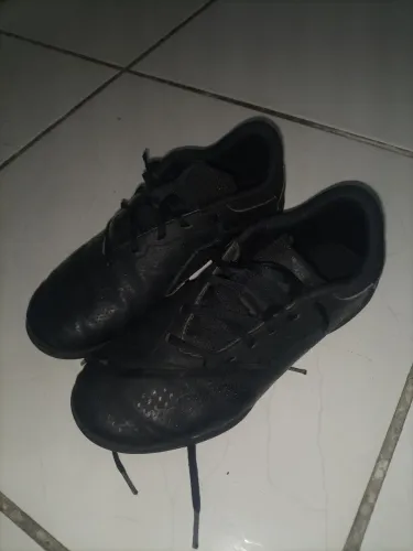 Vendo Chuteira de Futsal Adidas Predador Original