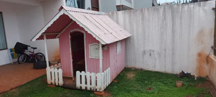 CASINHA DE BONECA INFANTIL