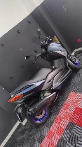 Xmax Yamaha Azul 23/23 com km 4300