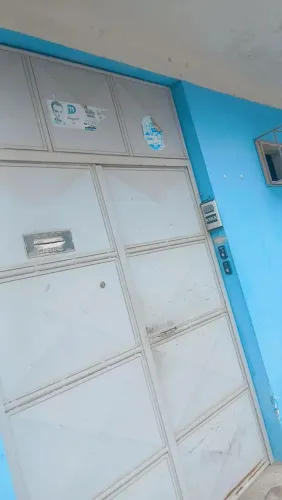 Aluga-se uma casa em Santa Eugênia!