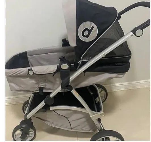 Carrinho de bebê + bebê conforto Dzieco Maly