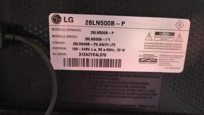 TV Monitor LG 28" LED - Funcionando (Com detalhe na tela / Preço Baixo)