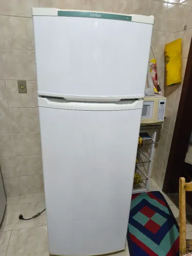 Geladeira Consul Cycle Defrost Duplex 334?
