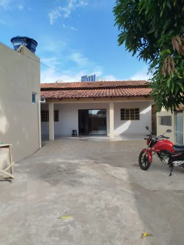 Alugo casa 3 quartos Jardim Novo Mundo