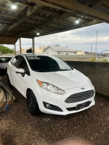 Ford Fiesta Sedan 1.6 16V Flex Aut. 2015