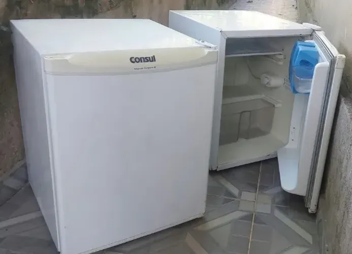 Frigobar Valor R$ 599,99 cada pagamento no pix no ato da retirada pode vir escolher