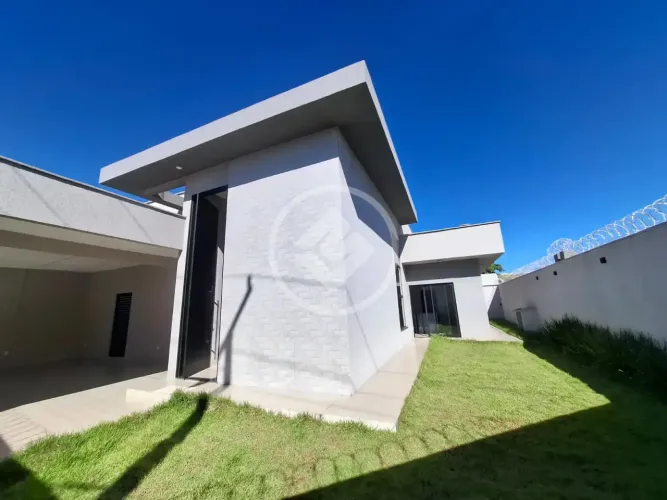 A casa dos seus sonhos, quintal grande para piscina, lugar de ser feliz codigo: 323159