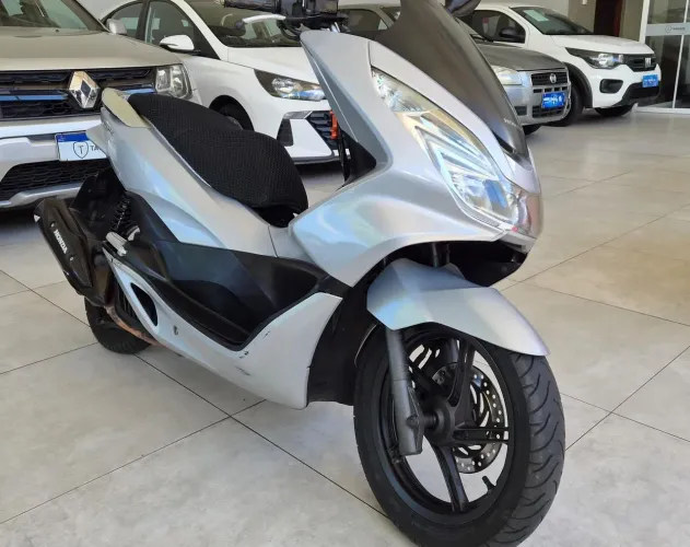 PCX 150<br>? ANO 2018<br>? KM 66 mil <br><br>?R$13.999,00