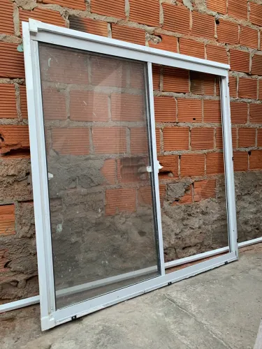 JANELA DE VIDRO