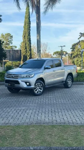 Toyota Hilux CD SRX 4X4 2.8 TDI 16V Diesel Aut. 2018