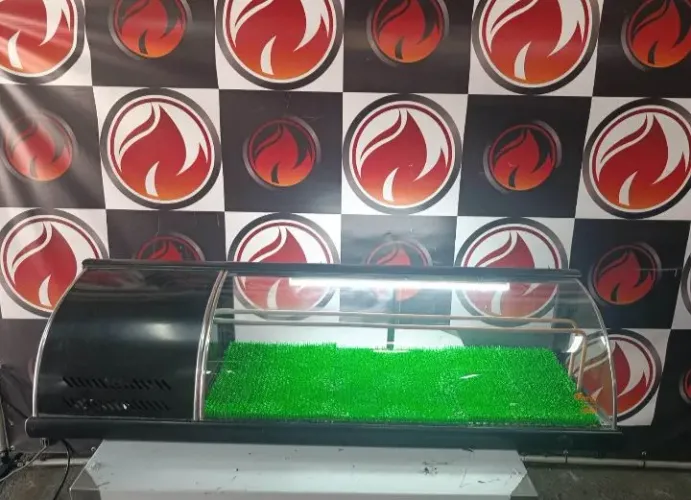 Vitrine refrigerada sushi case 