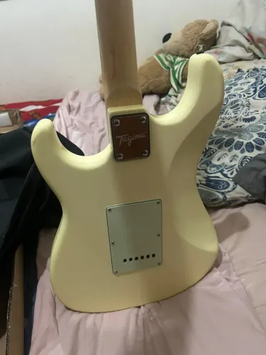 Guitarra elétrica TAGIMA - TG 500 OWH DF MG, Olympic White Dark Fingerboard Mint Green