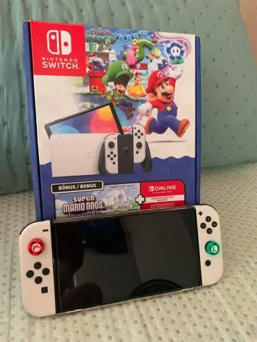 Nintendo Switch 1 OLED 64GB
