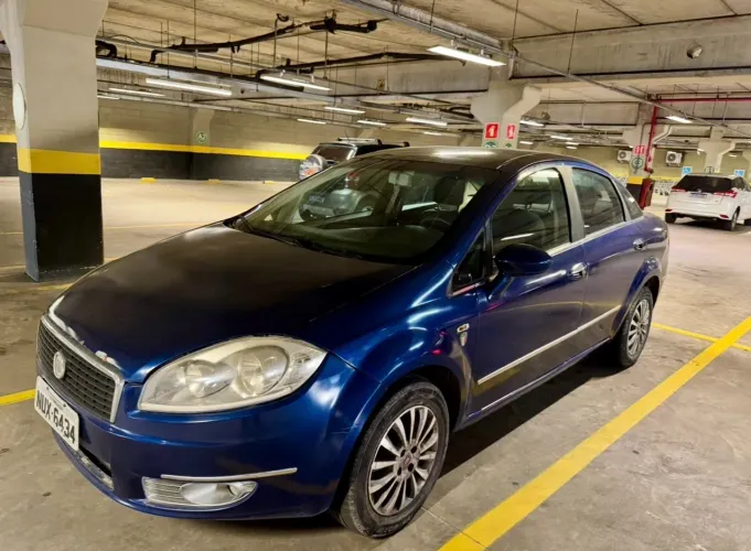 Fiat Linea LX 1.9/ 1.8 Flex 16V 4P 2010