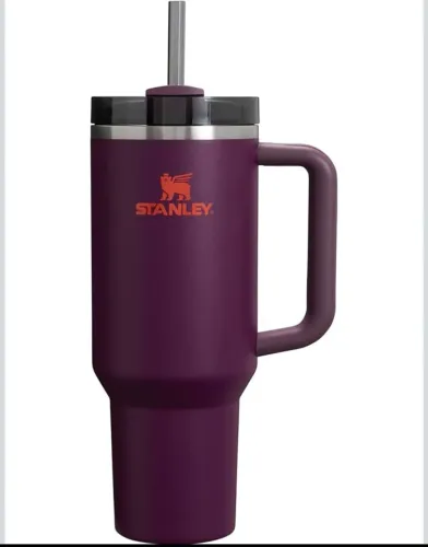 Copo quencher stanley original, ele é de 1182ml 