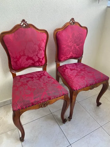 Cadeiras estilo Luís XV