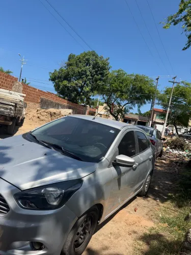 Ford Ka sedan GNV pra alugar