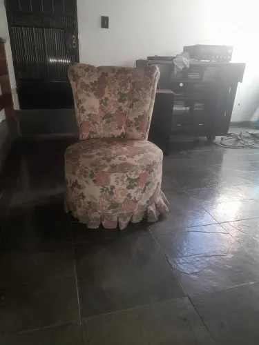 Cadeira antiga