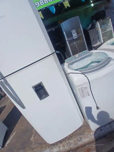 Geladeira e máquina