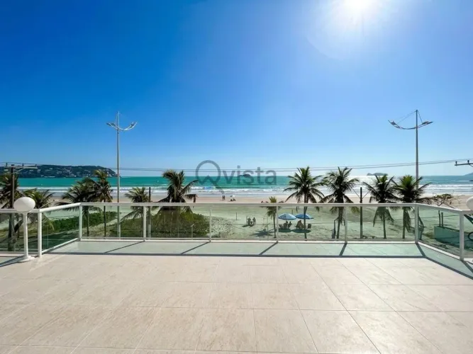 Casa à Venda na Enseada no Guarujá | QVista Inteligência Imobiliária Guarujá