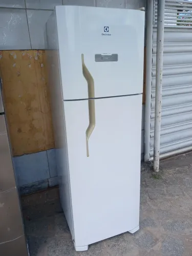 Geladeira Electrolux frost free