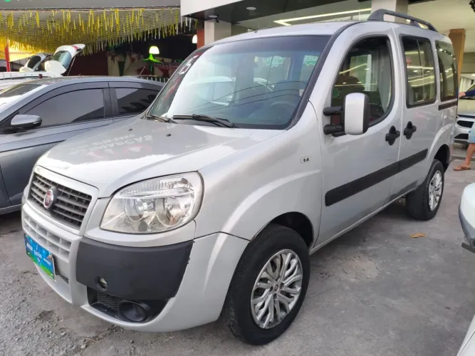 Fiat Doblo Attractive 1.4 Fire Flex 8V 5P 2015