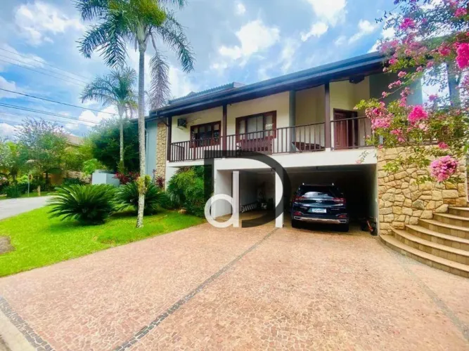 Casa com 3 dormitórios à venda, 256 m² por R$ 1.890.000,00 - Loteamento Recanto dos Paturi