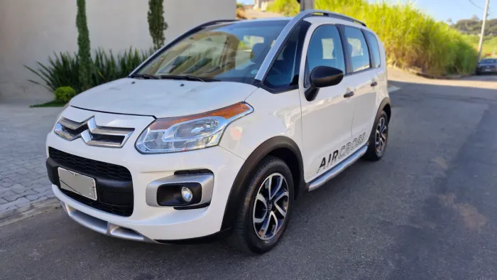 Citroen Aircross GLX 1.6 Flex 16V 5P Aut. 2014