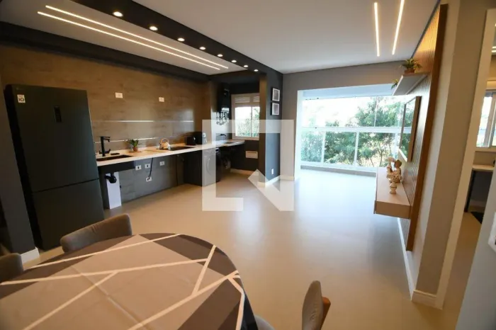 APARTAMENTO RESIDENTIAL em Campinas - São Paulo, Cambuí