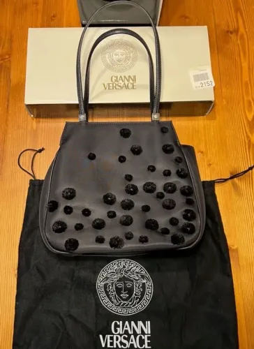 bolsa gianni versace pom pom made italy + dust bag original 100% original