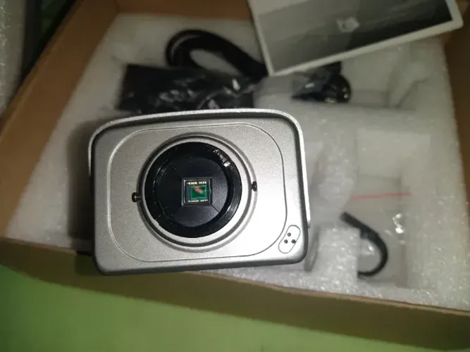Câmera De Segurança iViO IV9800n-52sn Ccd Sony H264 SDHC ip