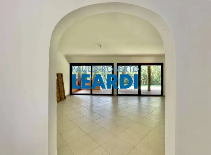 CASA EM CONDOMÍNIO - JARDIM SANTA PAULA - SP