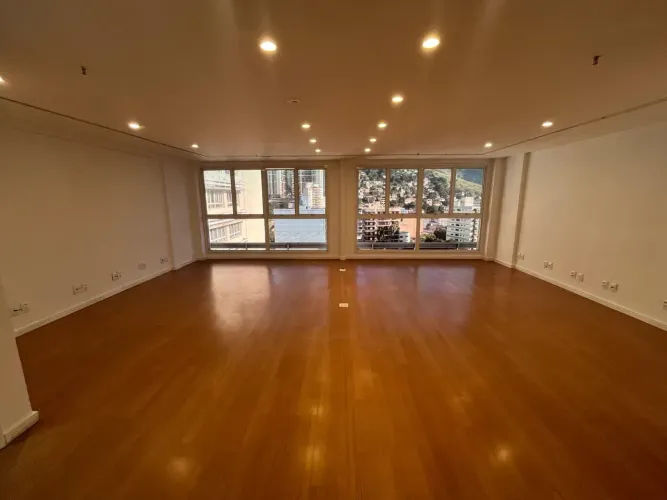 Sala Comercial Ampliada no Le Monde Office Life  Centro de Nova Iguaçu