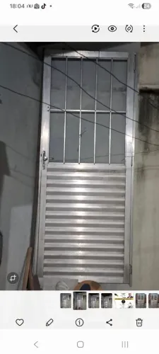 Porta de alumínio