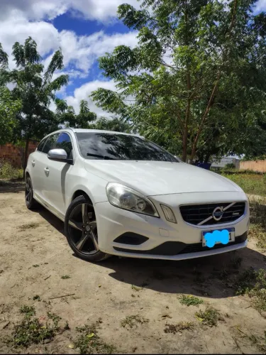 Volvo V60 T-5 R-desing 2.0 5P 2013