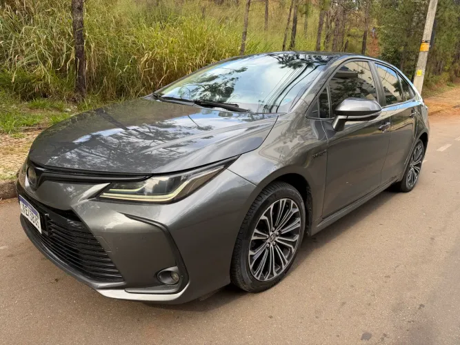 Toyota Corolla Altis Prem. Hybrid 1.8 Flex AUT 2022