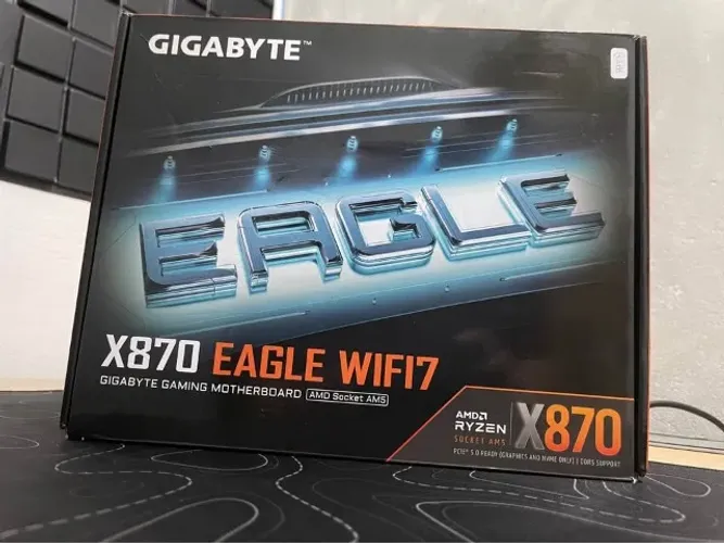 PLACA MAE AMD X870 DDR5 ( REPARO)